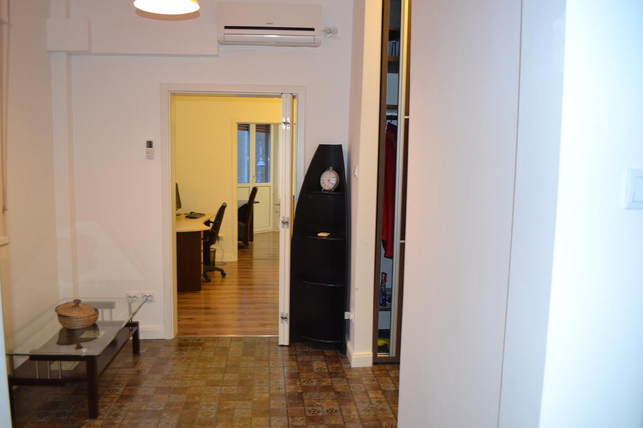 Victoria Plaza Two Bdr Apt Apartment Bucharest Exterior photo